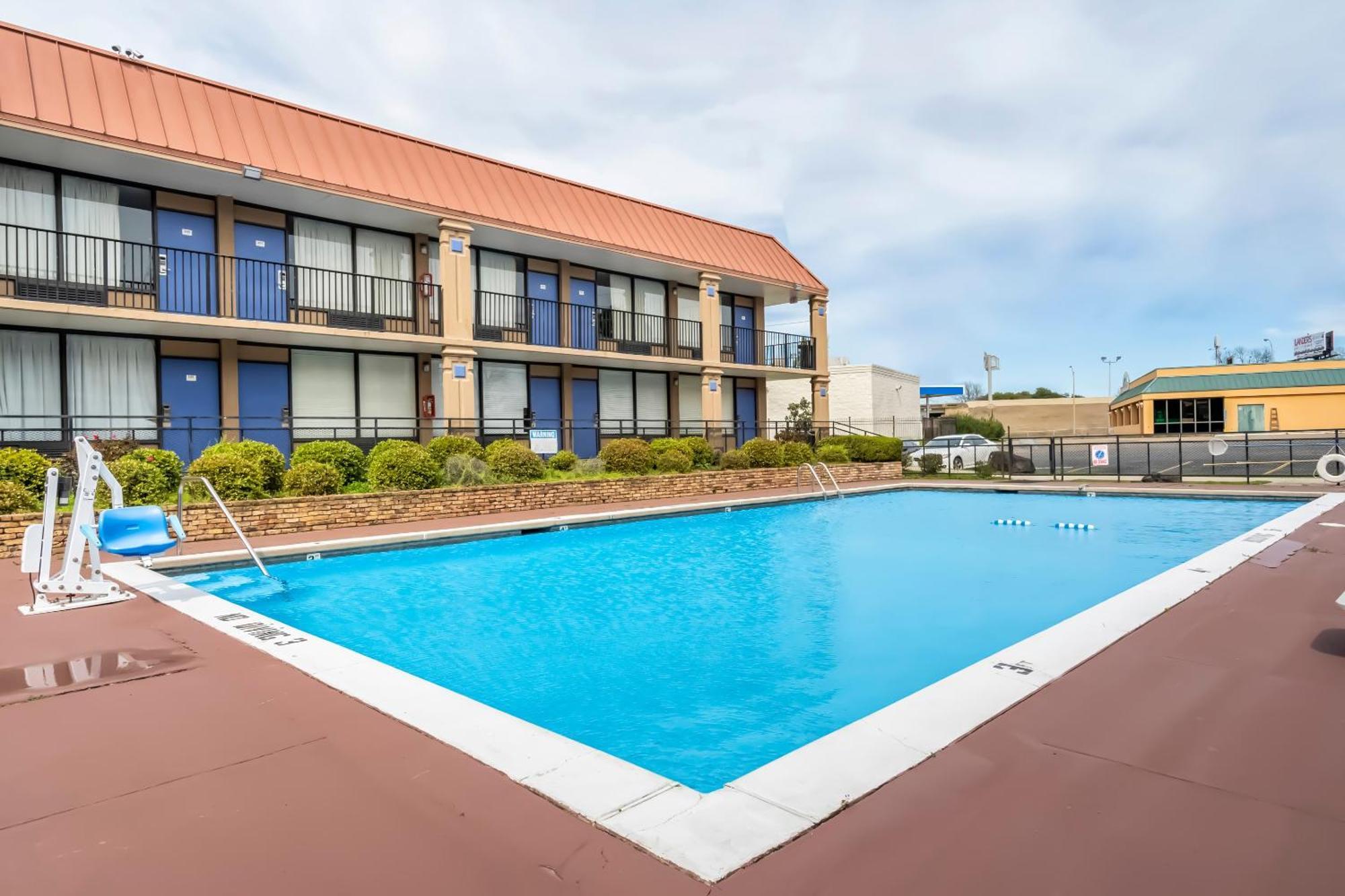 Oyo Hotel Bossier City La - Red River Dış mekan fotoğraf